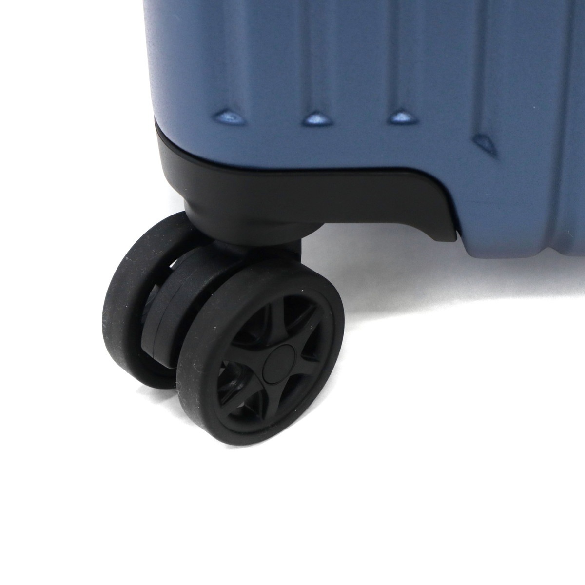 セール25%OFF正規品3年保証 スーツケース Lサイズ ブランド 大容量 フレームタイプ TSAロック フレーム TSロック おしゃれ 双輪 旅行 73L 大型 インターセクト スピナー68 セール25%OFF正規品3年保証 スーツケース Lサイズ ブランド 大容量 フレームタイプ TSAロック フレーム TSロック おしゃれ 双輪 旅行 73L 大型 インターセクト スピナー68