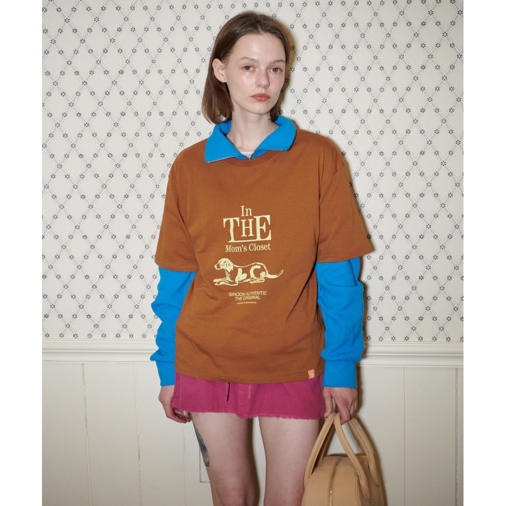 シヌーン イン ザ ママズ クローゼット Tシャツ