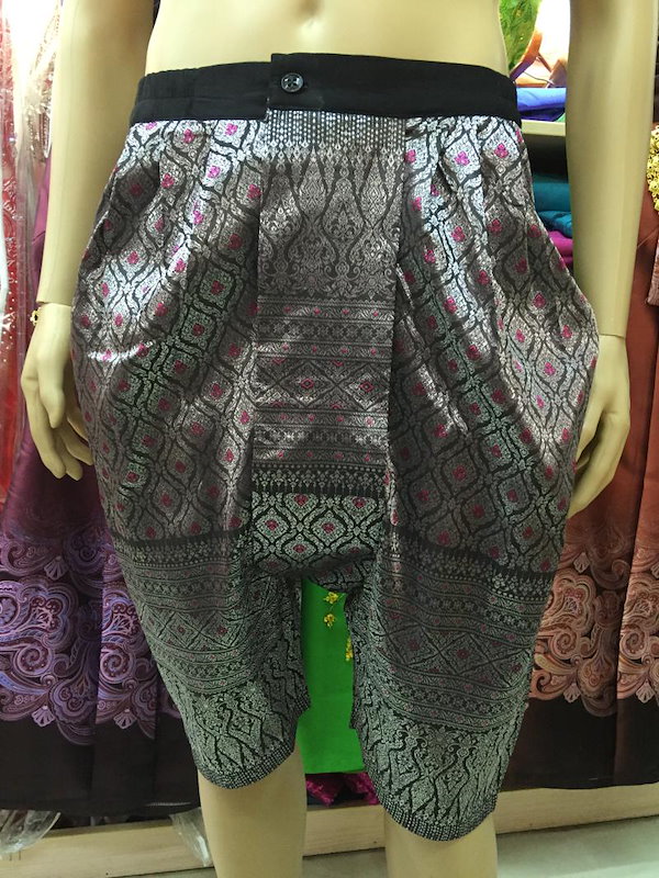 伝統的民族衣装セット KanKouBou (@kankoubou09) · Taito-ku, Tokyo