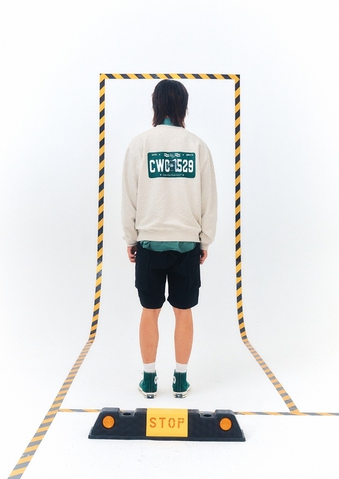 [Crazy Car Wash Crew] GREEN NUMBER PLATE SWEATSHIRTS