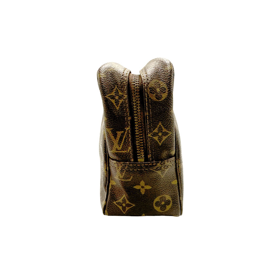 【美品】ルイヴィトン クラッチバッグ　トゥルーストワレット28 モノグラム 45%OFF】ルイヴィトン Louis Vuitton モノグラム トゥルースト
