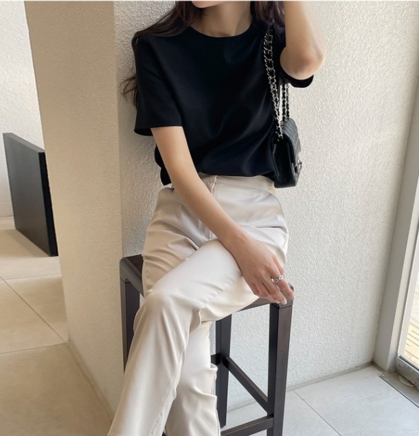 くすみカラー シンプルシャツ モードデザイン トップス Tシャツ シャツ プルオーバー 袖あり 半袖 5分袖 五分袖 Uネック ラウンドネック スリム ストレート Iライン かわいい 大人可愛い くすみカラー シンプルシャツ モードデザイン トップス Tシャツ シャツ プルオーバー 袖あり 半袖 5分袖 五分袖 Uネック ラウンドネック スリム ストレート Iライン かわいい 大人可愛い