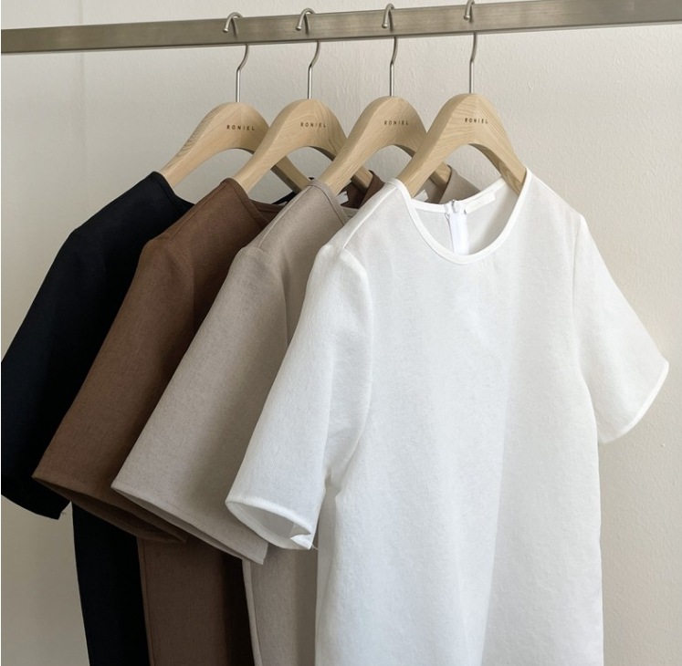くすみカラー シンプルシャツ モードデザイン トップス Tシャツ シャツ プルオーバー 袖あり 半袖 5分袖 五分袖 Uネック ラウンドネック スリム ストレート Iライン かわいい 大人可愛い くすみカラー シンプルシャツ モードデザイン トップス Tシャツ シャツ プルオーバー 袖あり 半袖 5分袖 五分袖 Uネック ラウンドネック スリム ストレート Iライン かわいい 大人可愛い