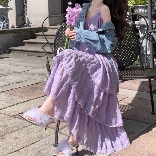 インターネットセレブ女性のための白いサスペンダードレスのスタイルレースステッチスーパーフェアリーシーサイドバケーションサスペンダースカート