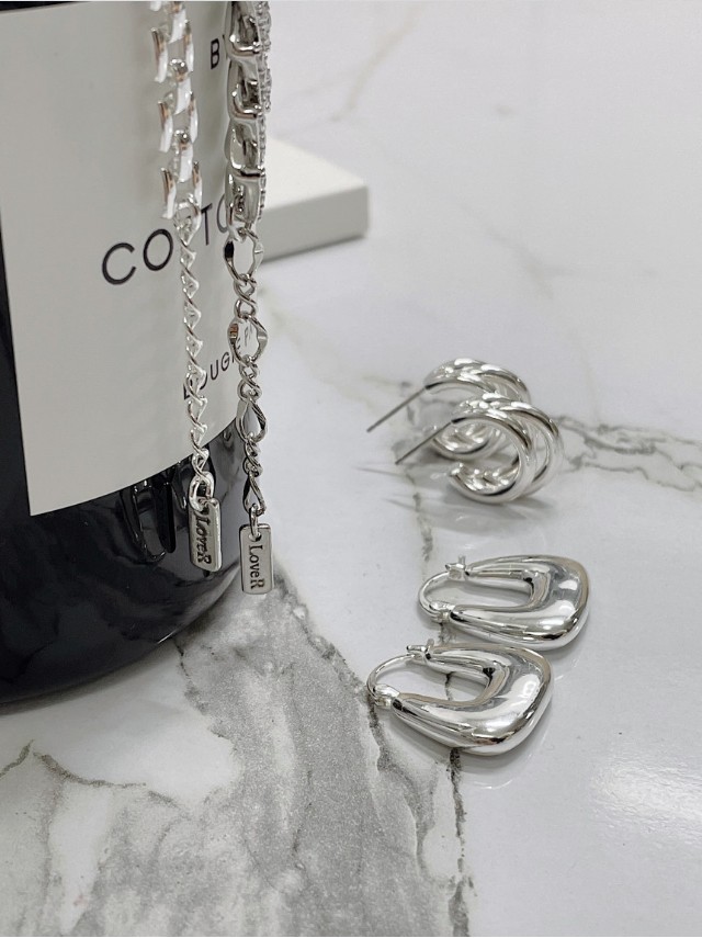 BTS 愛用 ☆just LoveR.☆ Maven Bracelet SET セット 男女兼用 just LoveR.(ジャストラバー) - 海外通販のBUYMA
