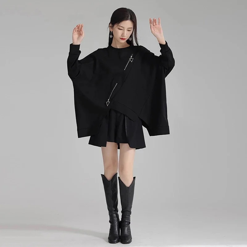 アメリカンスタイルの白いTシャツ韓国ファッションスウェットレディース春秋冬服黒白トップス新作2024長袖tシャツアンダーシャツ 着痩せ効果