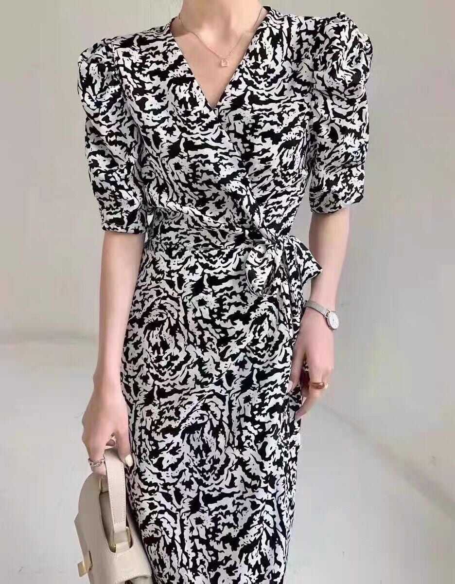 ワンピース 上着 人気 おすすめ おしゃれ お洒落 激安 安い プチプラ 半袖 Vネック 柄 プリント 花柄 リボン タイト ロングスカート 可愛い かわいい 韓国 きれいめ 大人 上品 春
