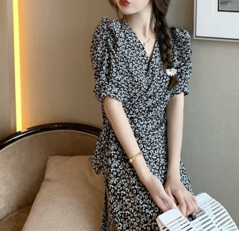 ワンピース 上着 人気 おすすめ おしゃれ お洒落 激安 安い プチプラ 半袖 Vネック 柄 プリント 花柄 リボン タイト ロングスカート 可愛い かわいい 韓国 きれいめ 大人 上品 春