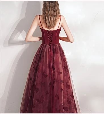 敬酒服花嫁2023新型冬の赤宴会高級感気質婚約リターンワンピースキャミソール女