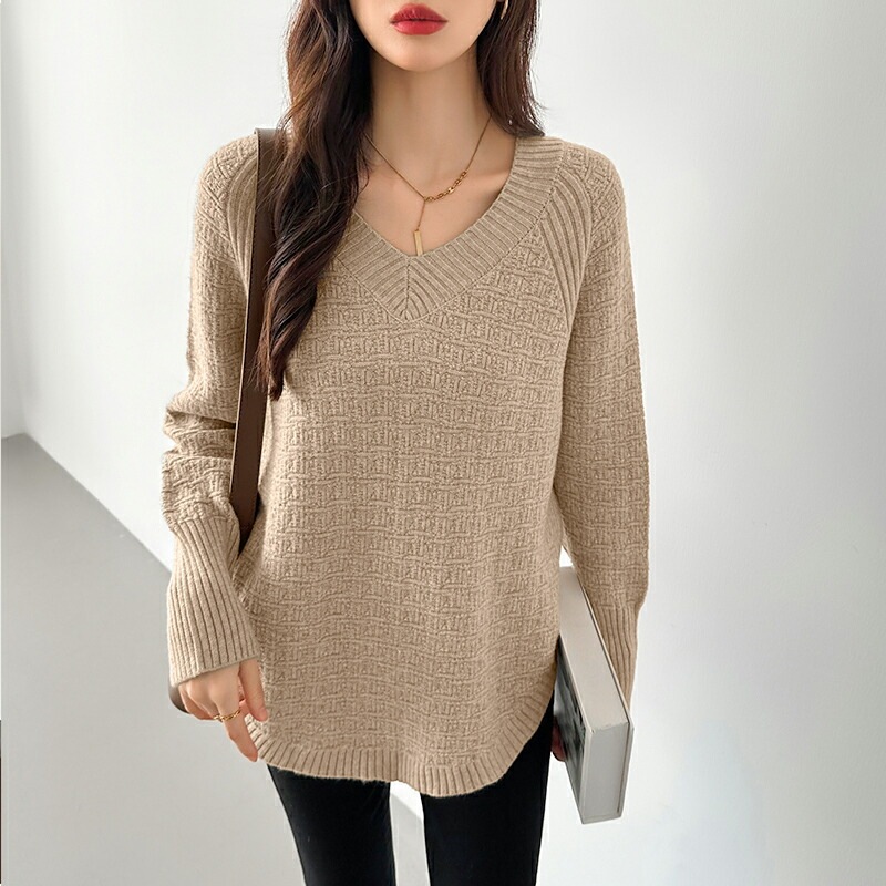 10/30！クーポンで3,730円 ニット セーター vネック レディース ロング 長袖 トップス ラウンドヘム サイドスリット バルーンシルエット ボリューム袖 大きいサイズ オーバーサイズ 体型カ