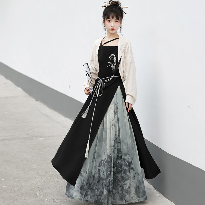 在库限りです! 特価正規品デザインすずらん煙新韓国改良cos要素サスペンダーハーフスカートカーディガンセット