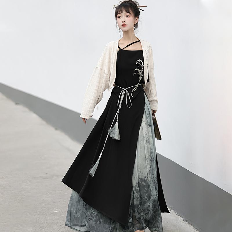 在库限りです! 特価正規品デザインすずらん煙新韓国改良cos要素サスペンダーハーフスカートカーディガンセット