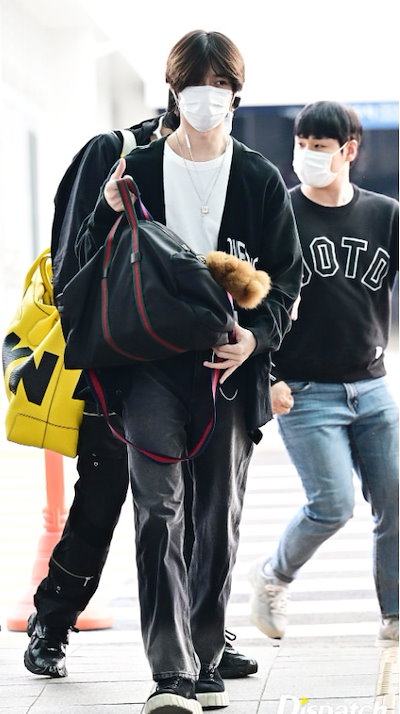 Qoo10] [TXTボムギュ着用]ARTE SEOU : バッグ・雑貨