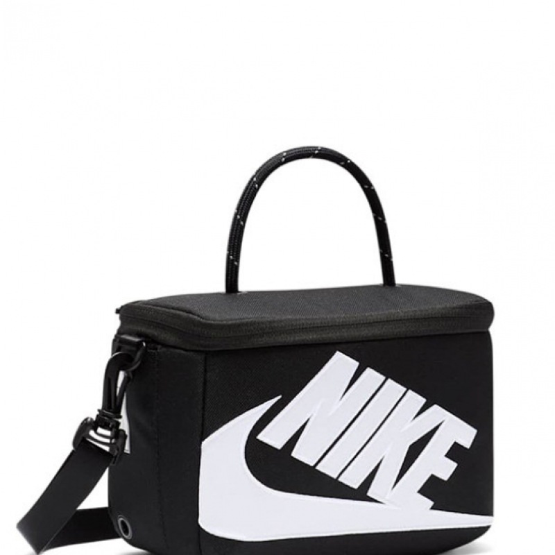 ナイキミニシューボックスクロスボディバッグ 3L FN3059-010 ナイキミニシューボックスクロスボディバッグ 3L FN3059-010