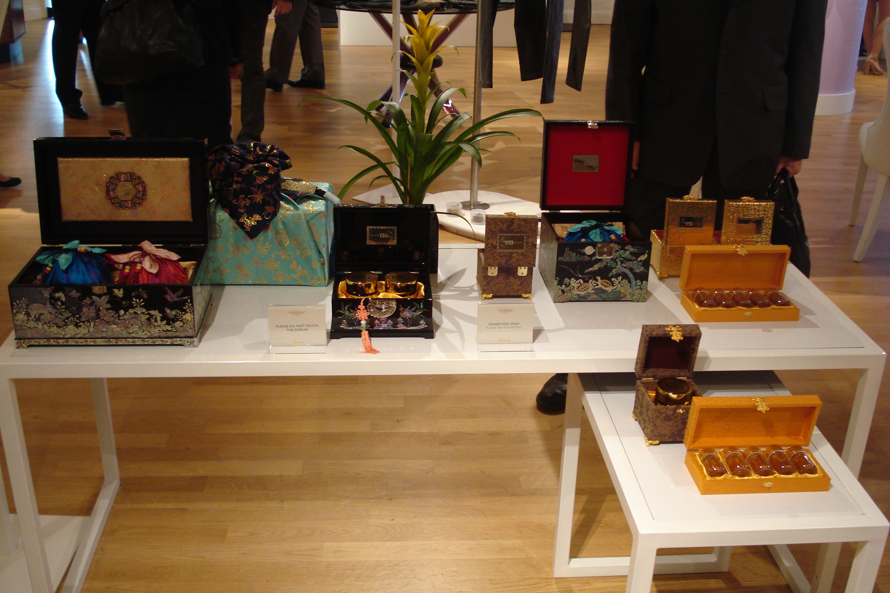 Kyungokgo made from organic wild ginseng Kyungokgo made from organic wild ginseng