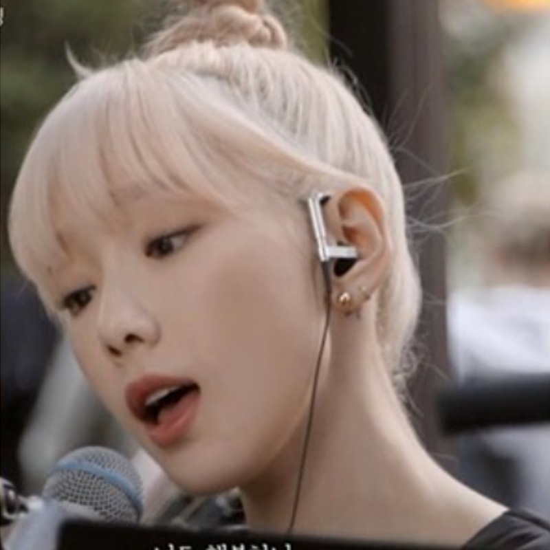 Love Ball Earring テヨン着用 Love Ball Earring テヨン着用