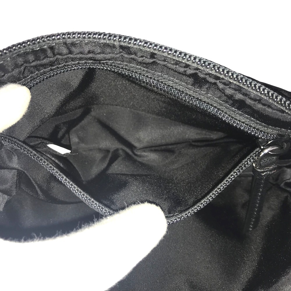 鑑定済 1BL010 ボディバッグ ナイロン ブラック レディース斜め掛け 黒 中古 鑑定済 1BL010 ボディバッグ ナイロン ブラック レディース斜め掛け 黒 中古