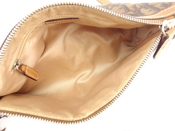 ディオール Dior ショルダーバッグ ワンショルダー レディース ハートカデナモチーフ トロッター ブラウン×ベージュ×シルバー PVC×レザー 人気 セール 【中古】 T812 . ディオール Dior ショルダーバッグ ワンショルダー レディース ハートカデナモチーフ トロッター ブラウン×ベージュ×シルバー PVC×レザー 人気 セール 【中古】 T812 .