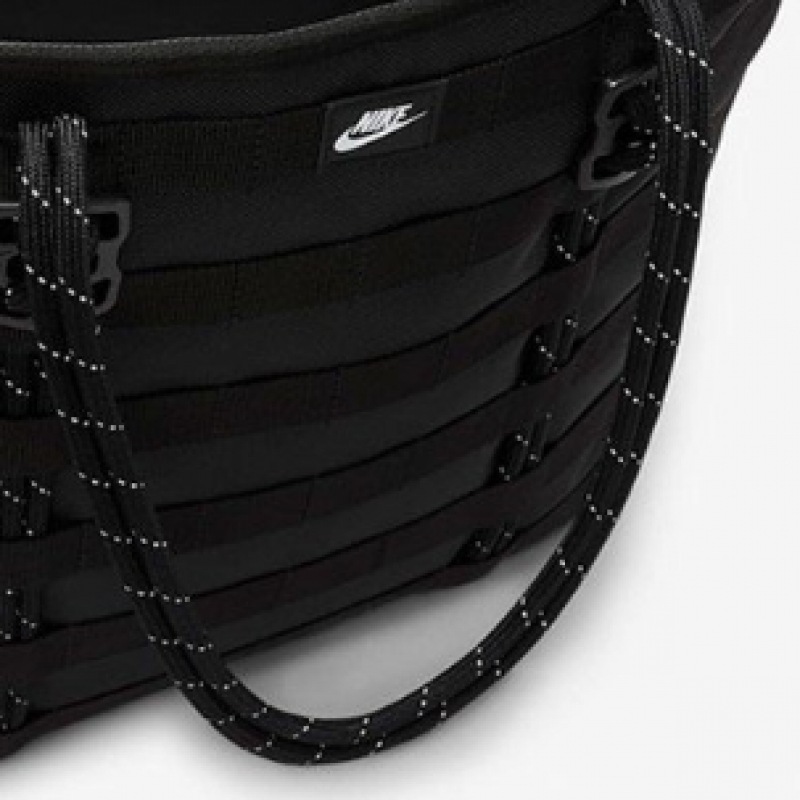 ナイキ スポーツウェア RPM トートバッグ 黒 26L FJ0439-010 ナイキ スポーツウェア RPM トートバッグ 黒 26L FJ0439-010