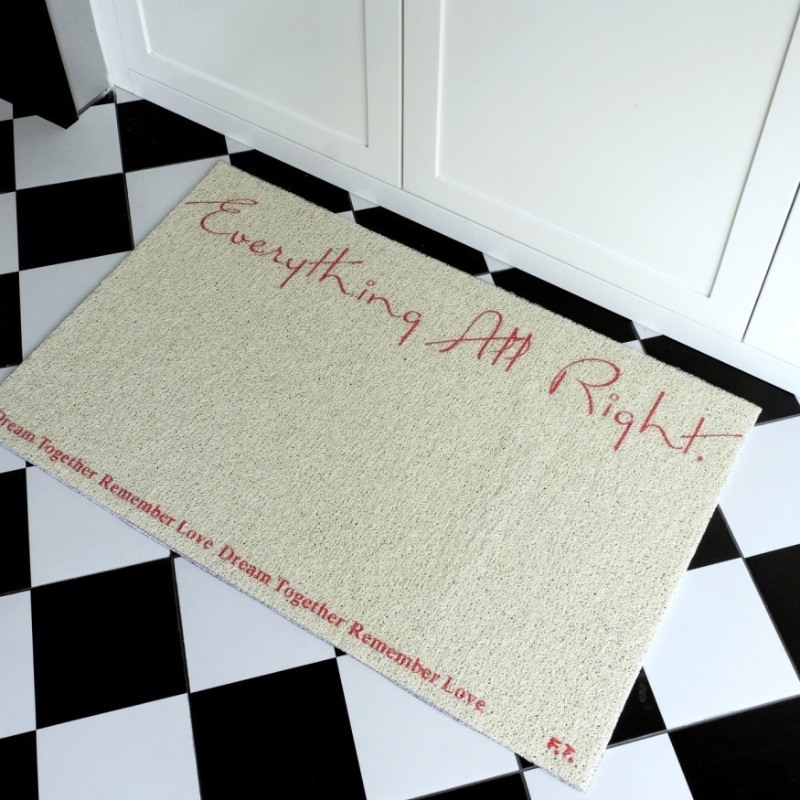 玄関マット 屋外 室内用 ドアマット 英字柄 ラグ 絨毯 滑り止め 洗える お手入れ簡単 おしゃれ レトロ 泥落とし 長方形 ベランダ 多用途 玄関マット 屋外 室内用 ドアマット 英字柄 ラグ 絨毯 滑り止め 洗える お手入れ簡単 おしゃれ レトロ 泥落とし 長方形 ベランダ 多用途