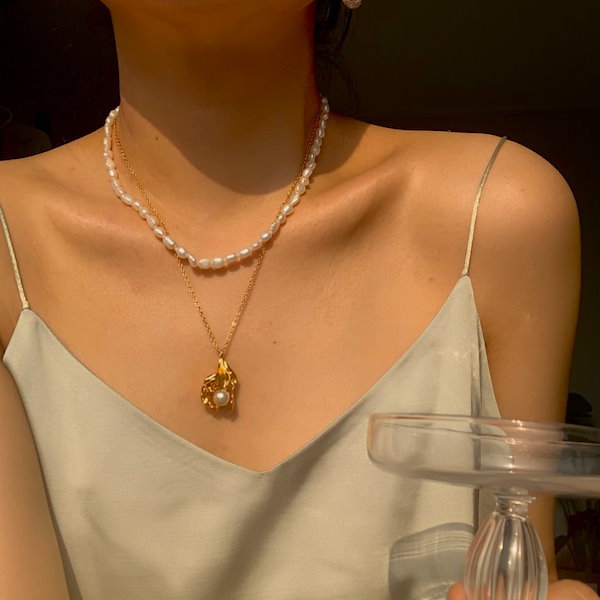 【justLoveR.】Sienna Pearl Necklace▲BTS着用 Qoo10] justLoveR. [BTS Vテテ着用]Sienna Pe : 腕時計