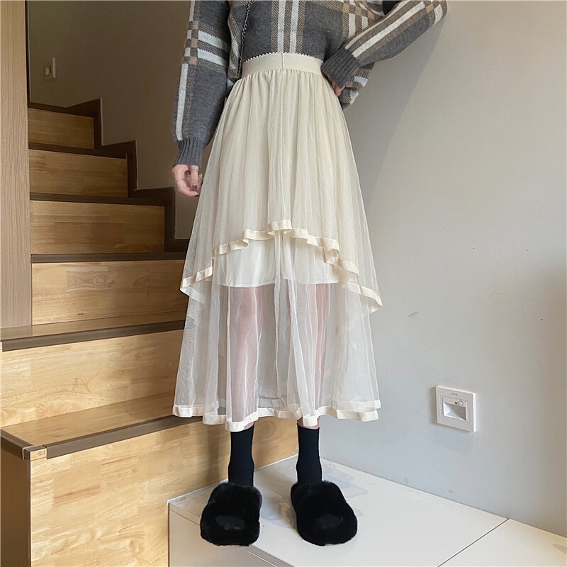 ボトムス スカート 膝丈 ひざ丈 ロング ロング丈 不規則丈 アシンメトリー 切り替えデザイン ドッキング チュール 透け感 シースルー かわいい 大人可愛い おしゃれ お洒落 かっこいい こなれ感