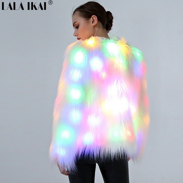 女性のLEDファーコートステージコスチュームLEDナイトクラブクリスマスのアウトレット女性ダンサーのスタージャケット 女性のLEDファーコートステージコスチュームLEDナイトクラブクリスマスのアウトレット女性ダンサーのスタージャケット