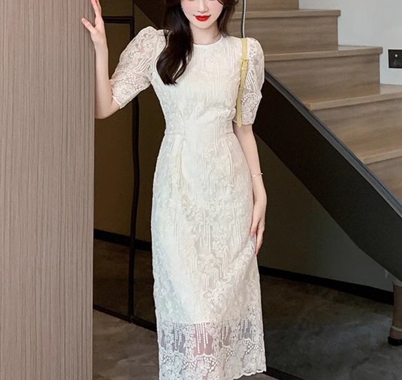 レディース ドレス ワンピース パーティー 膝下 ミモレ 半袖 パフスリーブ ラウンドネック Aライン レース ウエストマーク ファスナー バックスリット 可愛い きれいめ 大人可愛い 上品 おしゃれ レディース ドレス ワンピース パーティー 膝下 ミモレ 半袖 パフスリーブ ラウンドネック Aライン レース ウエストマーク ファスナー バックスリット 可愛い きれいめ 大人可愛い 上品 おしゃれ