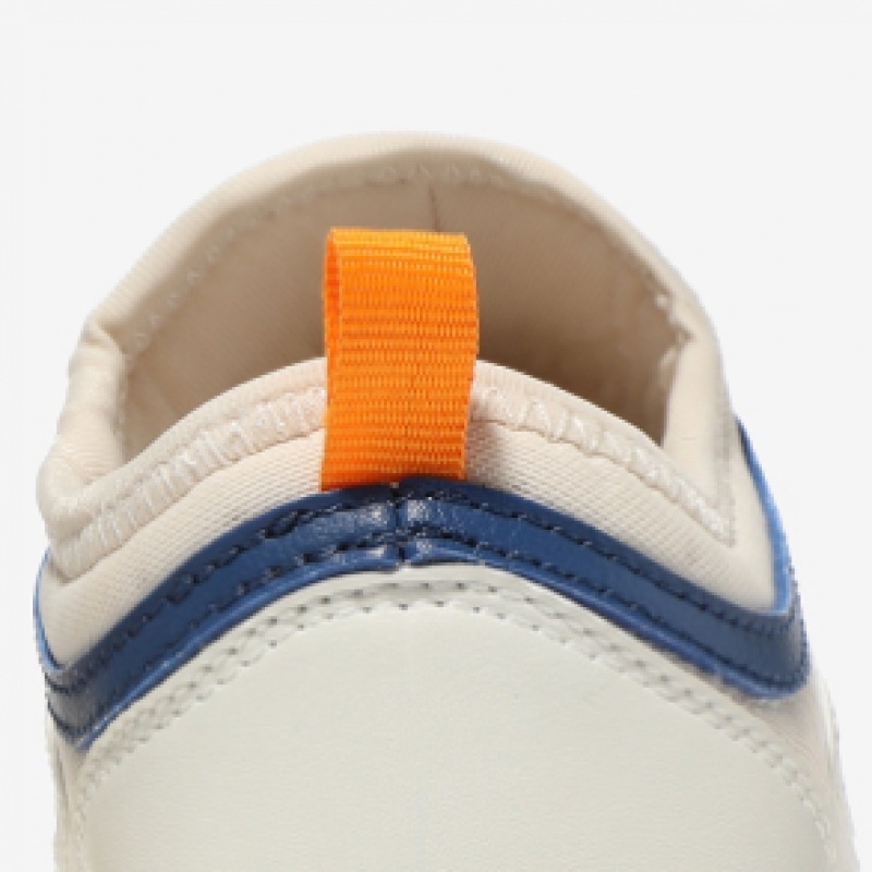 [FILA KIDS] キッズクラシックボーダーアクアサンダル (3XM01802E_100) Q0Z3XM01802E100