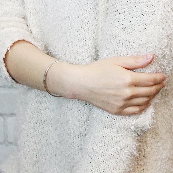 レディースバングル シルバー925 スターリングシルバー シルバーバングル 甲丸 定番 シンプル 女性用 レディースバングル シルバー925 スターリングシルバー シルバーバングル 甲丸 定番 シンプル 女性用