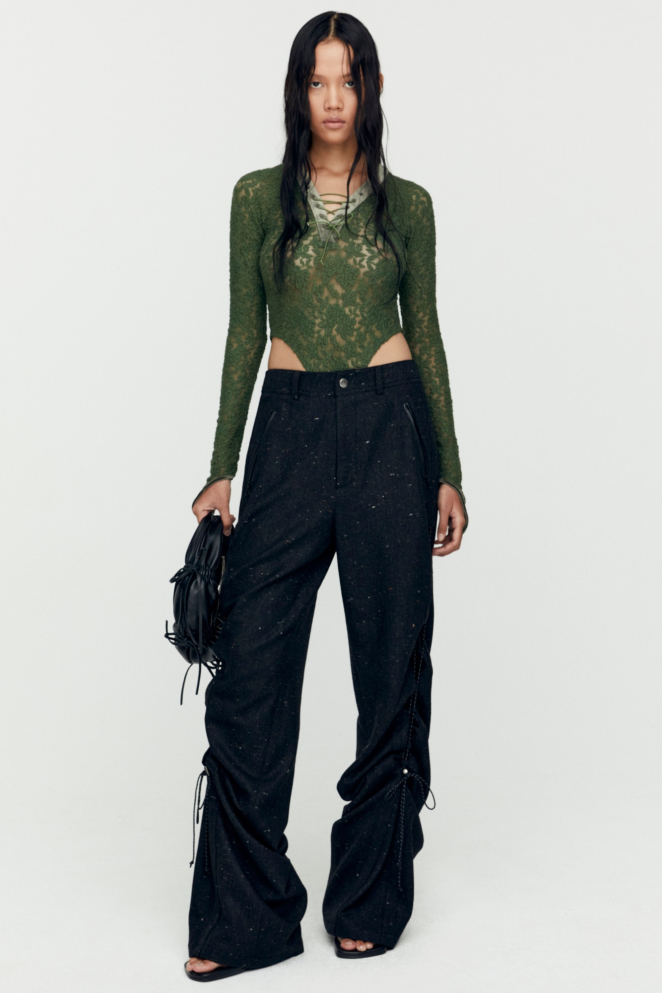 【ANDERSSON BELL】 SMALL DUMPLING LEATHER BAG : BLACK 【ANDERSSON BELL】 SMALL DUMPLING LEATHER BAG : BLACK