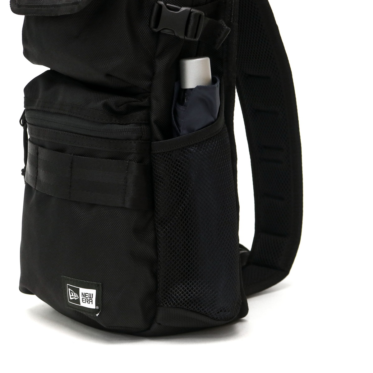 正規取扱店 メンズ レディース ブランド 大きめ 軽量 軽い 海外旅行 キャンプ 縦型 斜めがけバッグ ワンショルダー カジュアル アウトドア スポーツ A5 スリングボディバッグ 12L