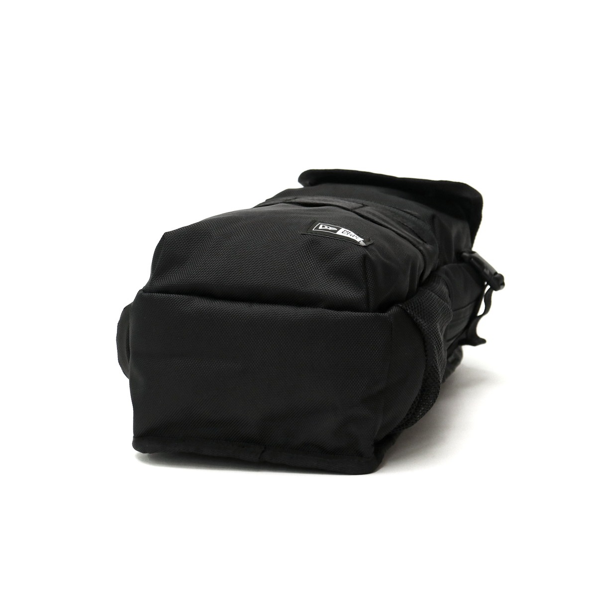 正規取扱店 メンズ レディース ブランド 大きめ 軽量 軽い 海外旅行 キャンプ 縦型 斜めがけバッグ ワンショルダー カジュアル アウトドア スポーツ A5 スリングボディバッグ 12L