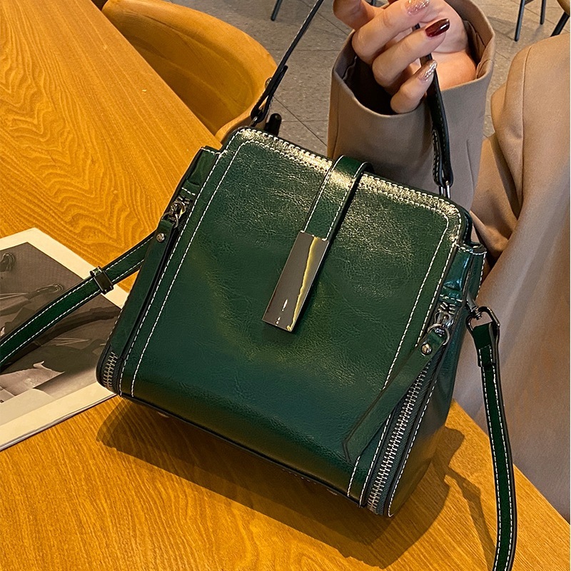 B195 本革 韓国 トートバッグ ショルダーバッグ 斜めがけバッグ レディース 大容量 2way ショルダーバッグ 通勤 バッグ バック カバン 旅行バッグ 斜め掛け かばん ハンドバッグ
