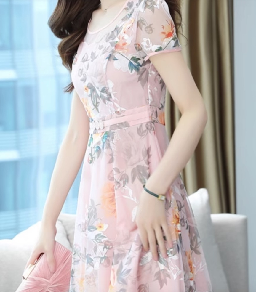 ワンピース フレアワンピース ショート丈 かわいい 大人可愛い きれいめ シンプル カジュアル 大人 上品 おしゃれ お洒落 大人女子 こなれ感 個性的 主役級 存在感 美容師