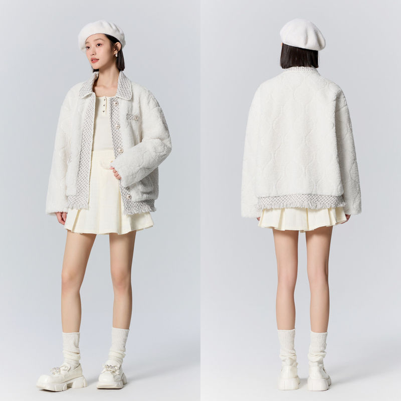 スノーホワイトカーディガンジャケットフリップラペルスプライシングプラッシュ生地2025新しいルースコットンジャケット スノーホワイトカーディガンジャケットフリップラペルスプライシングプラッシュ生地2025新しいルースコットンジャケット