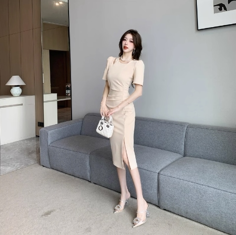 ワンピース 膝丈 ひざ丈 膝下 ミモレ ミモレ丈 袖あり 半袖 パフスリーブ Uネック ラウンドネック スリム タイト 細身 ストレート スリット サイドスリット きれいめ シンプル 大人 上品