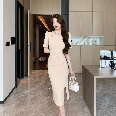 ワンピース 膝丈 ひざ丈 膝下 ミモレ ミモレ丈 袖あり 半袖 パフスリーブ Uネック ラウンドネック スリム タイト 細身 ストレート スリット サイドスリット きれいめ シンプル 大人 上品