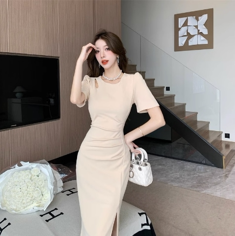 ワンピース 膝丈 ひざ丈 膝下 ミモレ ミモレ丈 袖あり 半袖 パフスリーブ Uネック ラウンドネック スリム タイト 細身 ストレート スリット サイドスリット きれいめ シンプル 大人 上品