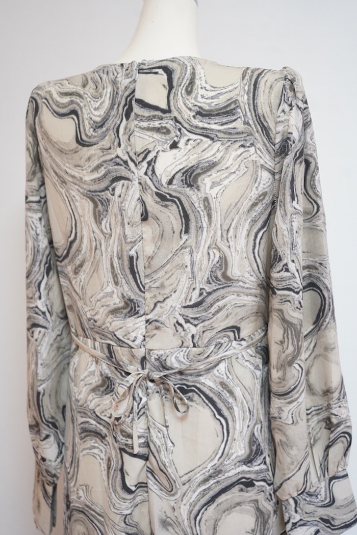 A.D.G レディース ワンピース マーブルフレアロングワンピース(グレー) A.D.G レディース ワンピース マーブルフレアロングワンピース(グレー)