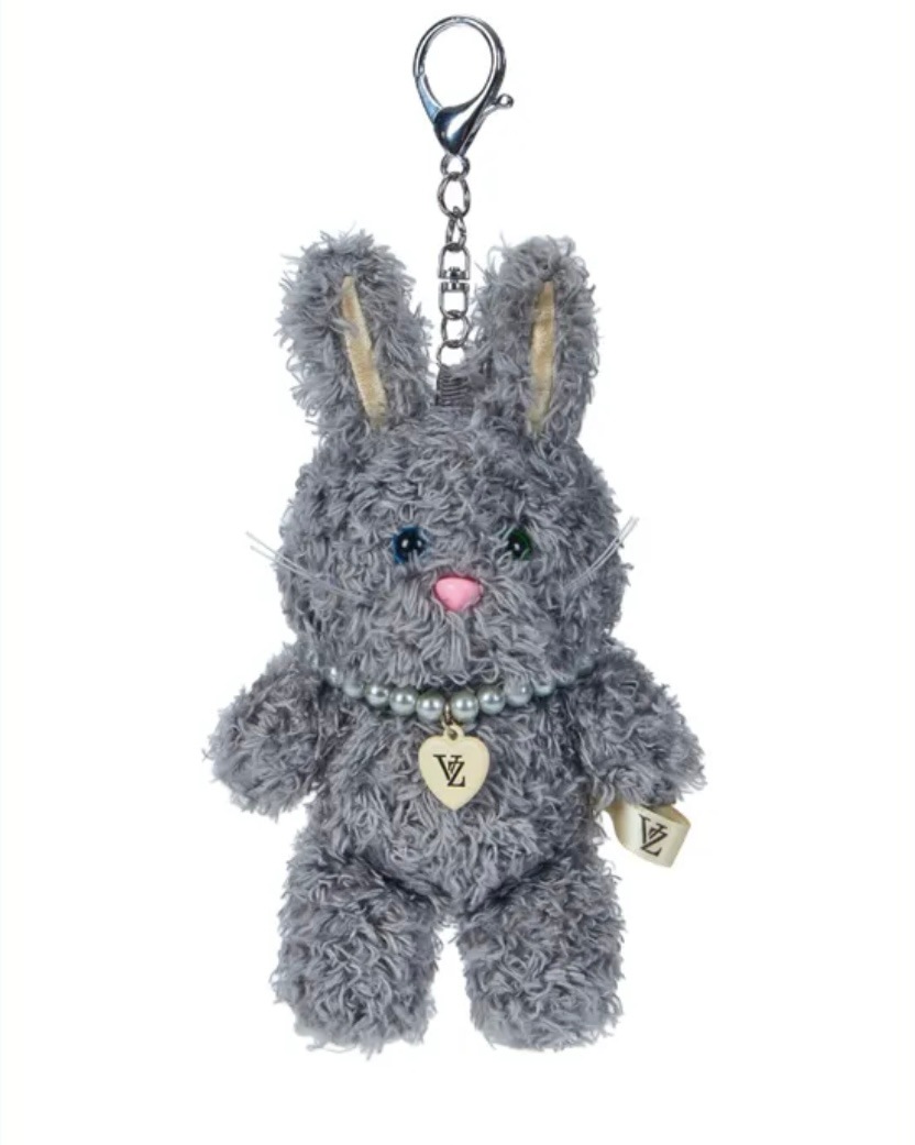aespa Winter 着用) Odd Eye Puppy Bunny Keyring キーホルダー