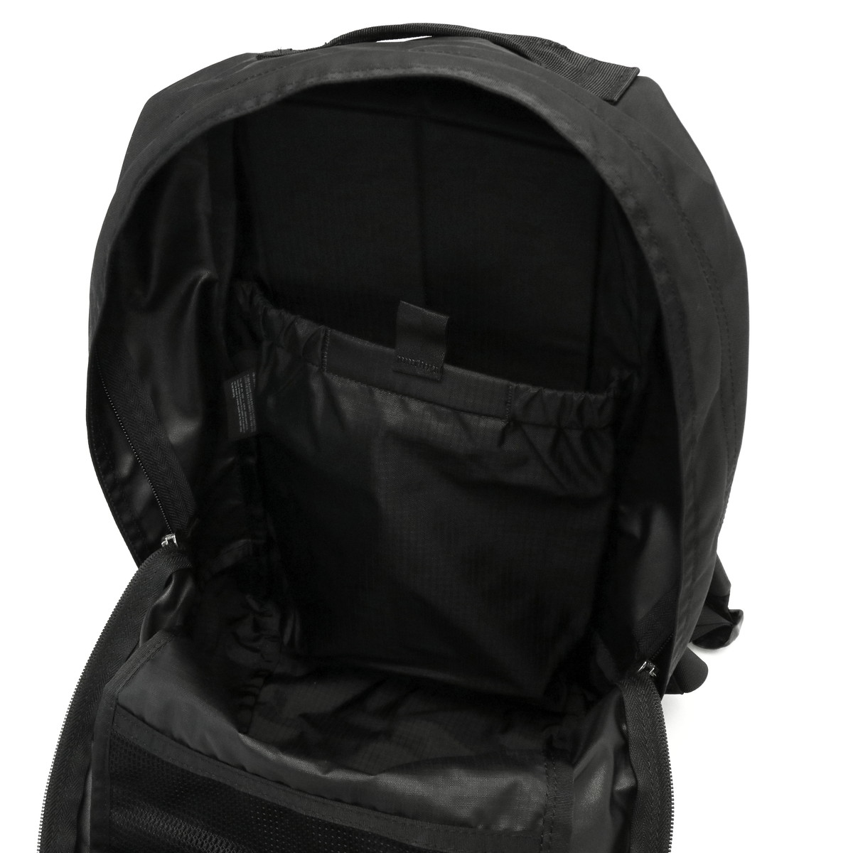 日本正規品 リュック メンズ レディース おしゃれ 通学 通勤 デイパック バッグ リュックサック 19L 小さめ 軽量 ナイロン ハーフデイ V2 クラシック 日本正規品 リュック メンズ レディース おしゃれ 通学 通勤 デイパック バッグ リュックサック 19L 小さめ 軽量 ナイロン ハーフデイ V2 クラシック