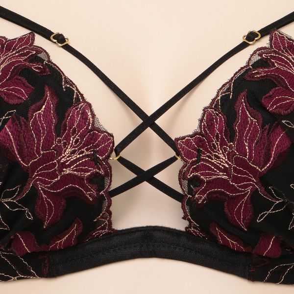 ラヴィジュール RAVIJOUR ホログラフィ ホットリフト ブラジャー DE 盛り 谷間 バストア
