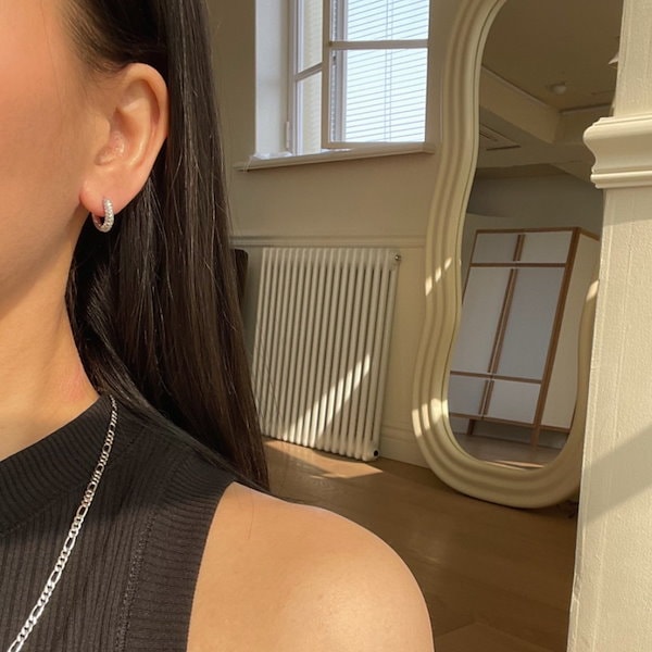 ☆BTS SUGA着用☆【justLoveR】☆Freya Earring.s☆ JUSTLOVERㅣ저스트러버 | 𝐌𝐨𝐝𝐞𝐫𝐧🌪 𝐒𝐮𝐠𝐚 𝐨𝐟 𝐁𝐓𝐒