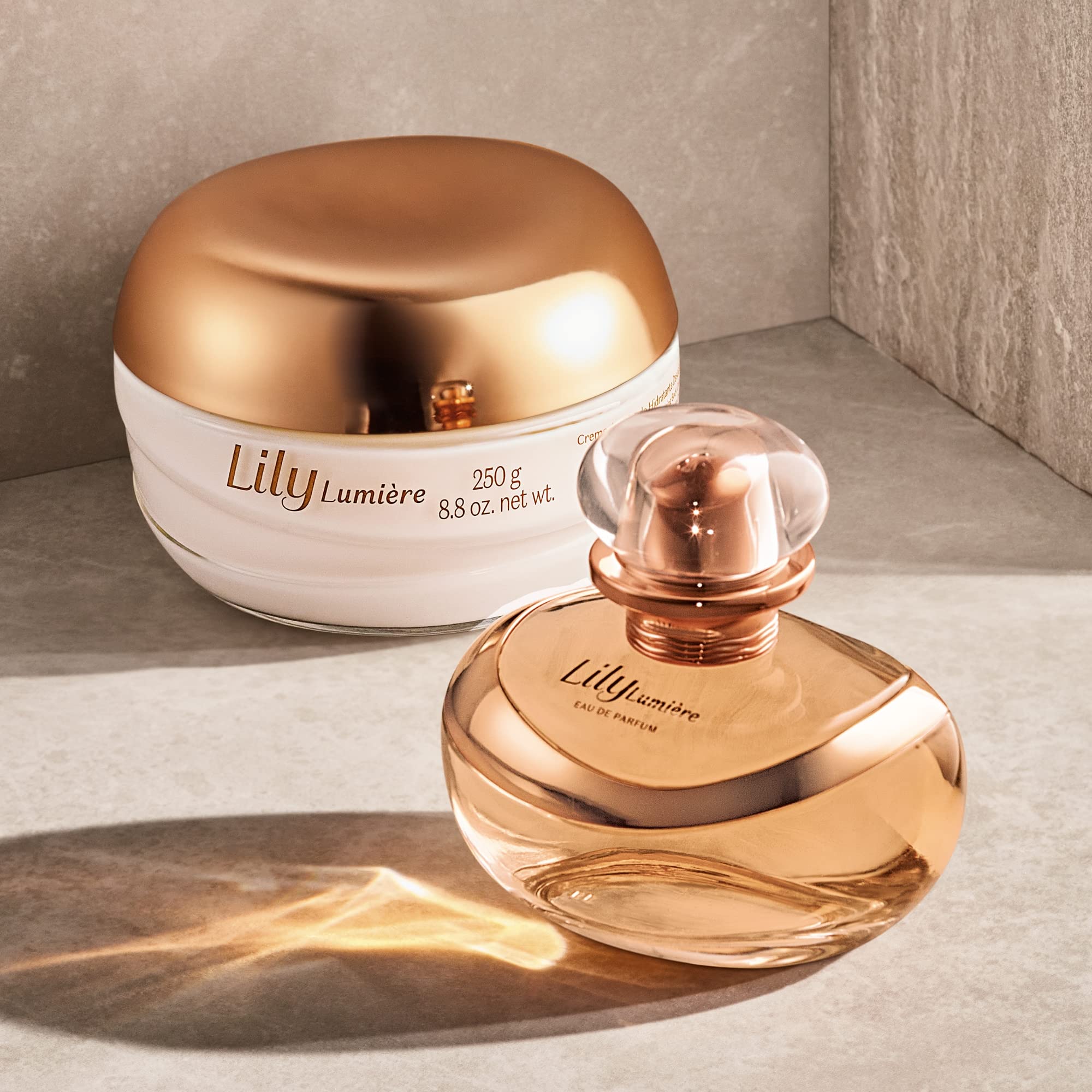 オ・ボチカリオ ボディクリーム リリィ ルミエーレoBoticario CREME ACETINADO HIDRATANTE CORPORAL LILY LUMIERE 250g