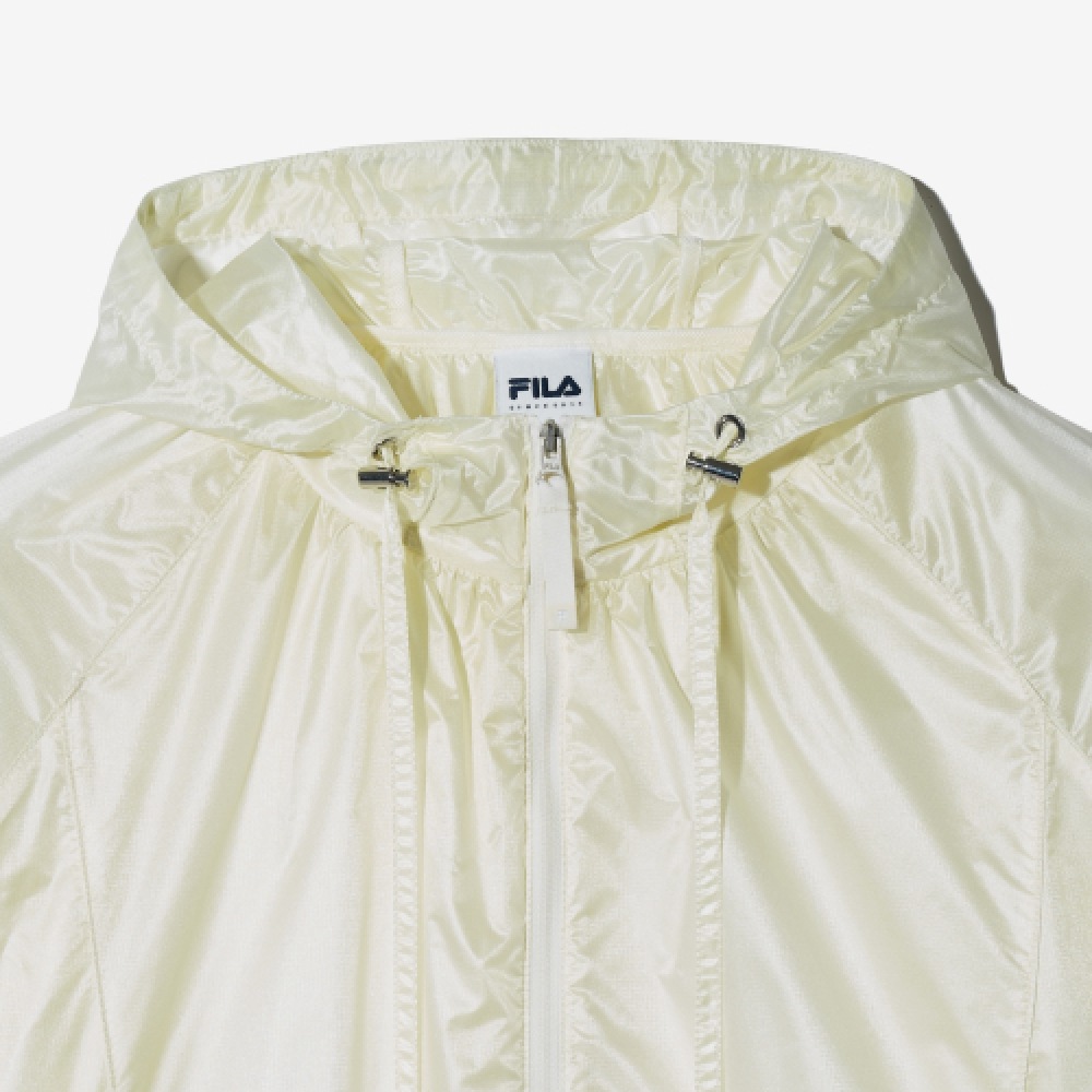 FILA 女性用パーテックスフード付きウィンドブレーカー (FS2JKH2155FCRM) FILA 女性用パーテックスフード付きウィンドブレーカー (FS2JKH2155FCRM)