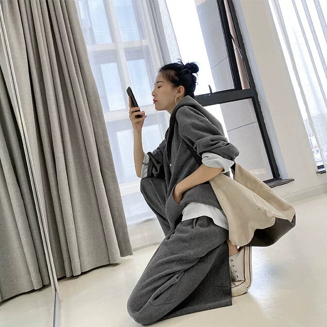 トップス ボトムス セットアップ パーカー トレーナー ワイドパンツ ストレートパンツ 袖あり 長袖 ストレート ワイド Iライン フード付き かわいい 大人可愛い きれいめ シンプル カジュアル