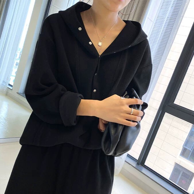 トップス ボトムス セットアップ パーカー トレーナー ワイドパンツ ストレートパンツ 袖あり 長袖 ストレート ワイド Iライン フード付き かわいい 大人可愛い きれいめ シンプル カジュアル