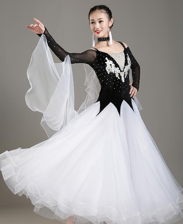 ウェディングドレス 花嫁 エレガント Aライン パーティードレス ロング