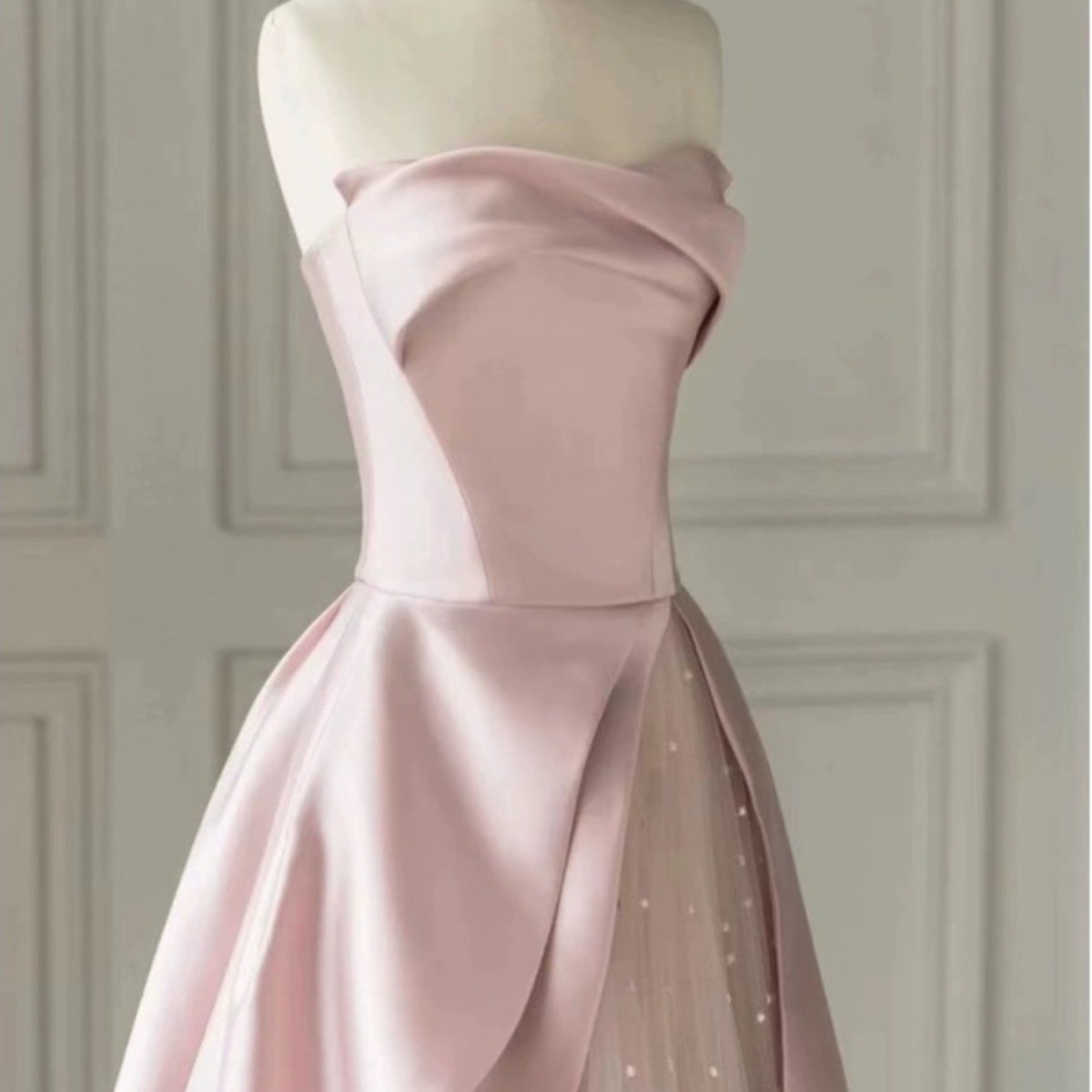 ドレス 衣装 ウエディングドレス 披露宴ドレス ロングドレス カラードレス 切り替えデザイン 胸元 チューブトップ ロング丈 フレア シースルー キラキラ 異素材ミックス ステージドレス かわいい ドレス 衣装 ウエディングドレス 披露宴ドレス ロングドレス カラードレス 切り替えデザイン 胸元 チューブトップ ロング丈 フレア シースルー キラキラ 異素材ミックス ステージドレス かわいい